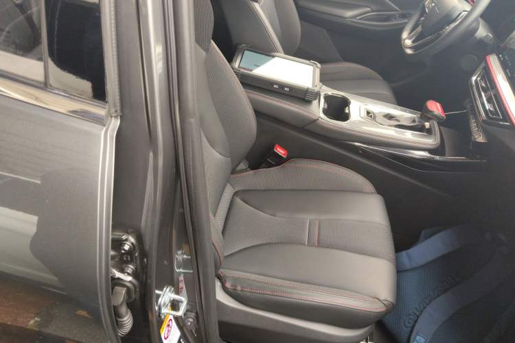 Used Oshan X5 2021 1.6L CVT Luxury Model