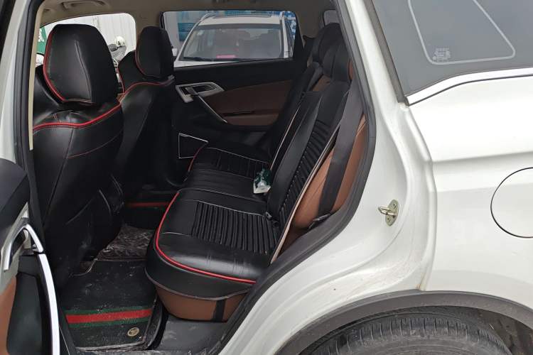 Used Geely Auto Emgrand X7 Sport 2021 1.8TD Manual Two-Wheel Drive Asian Games Edition