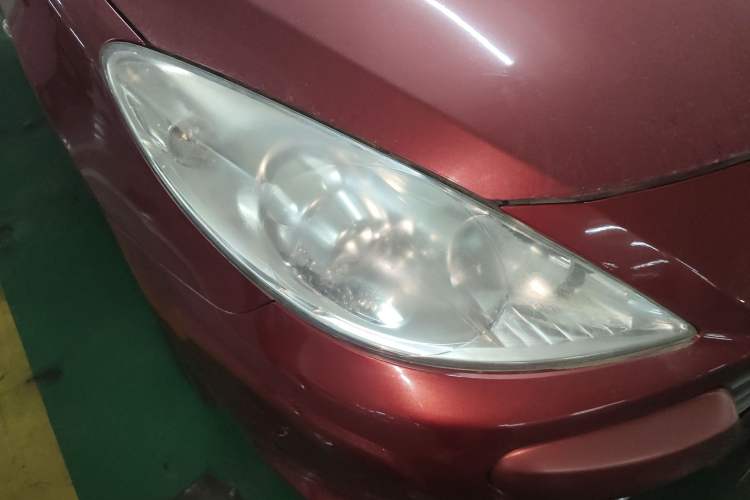 Used Peugeot 307 2012 Hatchback 1.6L Manual Comfort Edition
