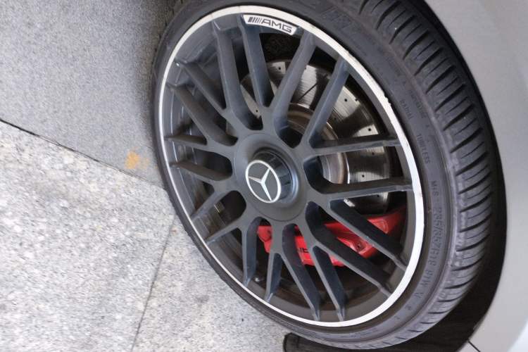 Used Mercedes-Benz CLA AMG 2017 Facelift AMG CLA 45 4MATIC Right Front Wheel Hub