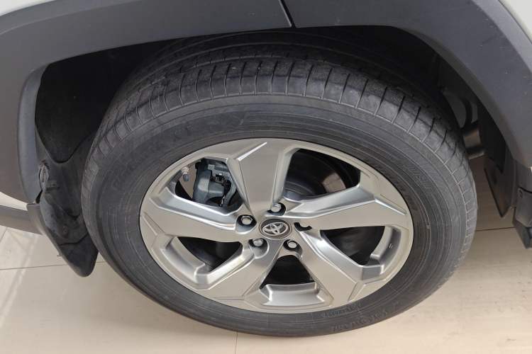 Used Toyota RAV4 2022 2.0L CVT Two-Wheel Drive Fashion Edition