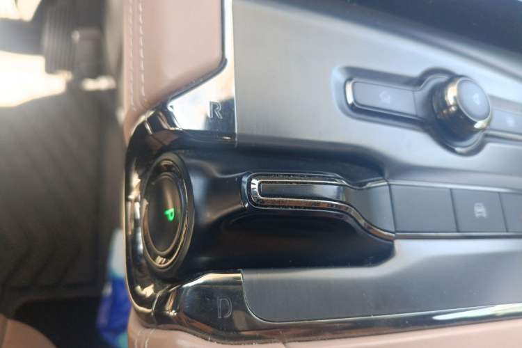 Used Nio ES6 2019 430KM First-Edition Commemorative Version Gear Lever