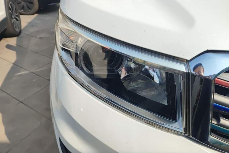 Used CHANGAN OSHAN X70A 2018 1.5L Manual Luxury Model