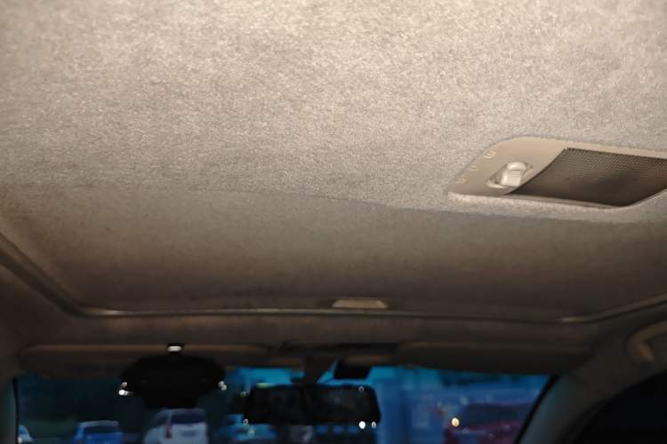 Used BYD F3 2014 1.5L Manual Luxury Model Headliner