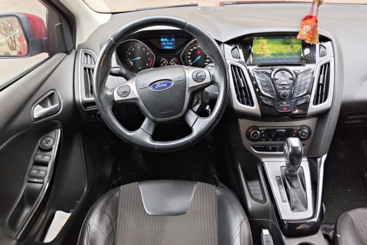 Used Ford Focus 2012 Hatchback 1.6L Automatic Fashion Edition
