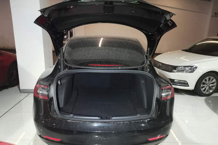 Used Tesla Model 3 2022 Rear-Wheel-Drive Version Trunk
