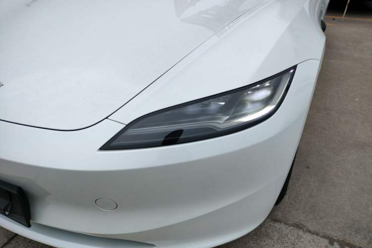 Used Tesla Model 3 2023 Rear-Wheel-Drive Version