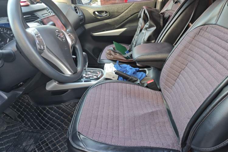 Used Nissan Navara 2017 2.5L Automatic 2WD Luxury Edition QR25