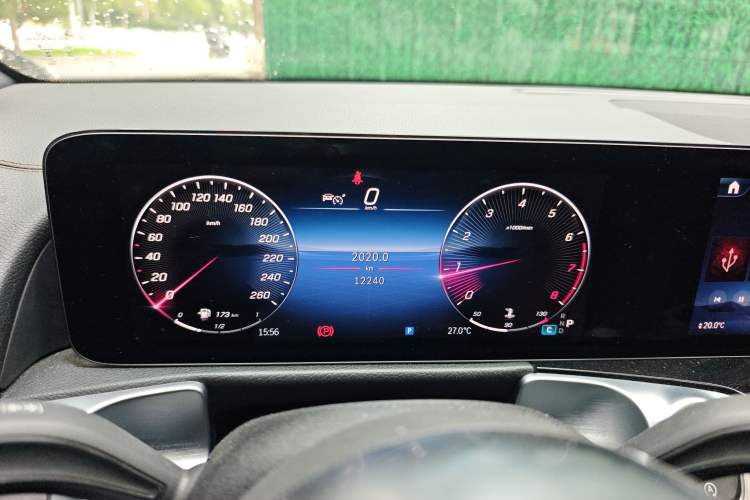 Used Mercedes-Benz GLB 2024 GLB 200 Fashion Model