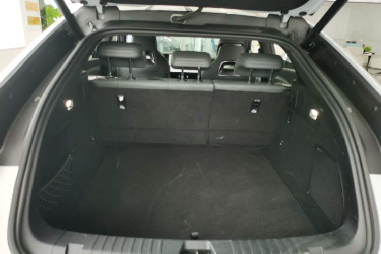 Used BYD Song L EV 2025 662 km Advanced Intelligent Driving Version
