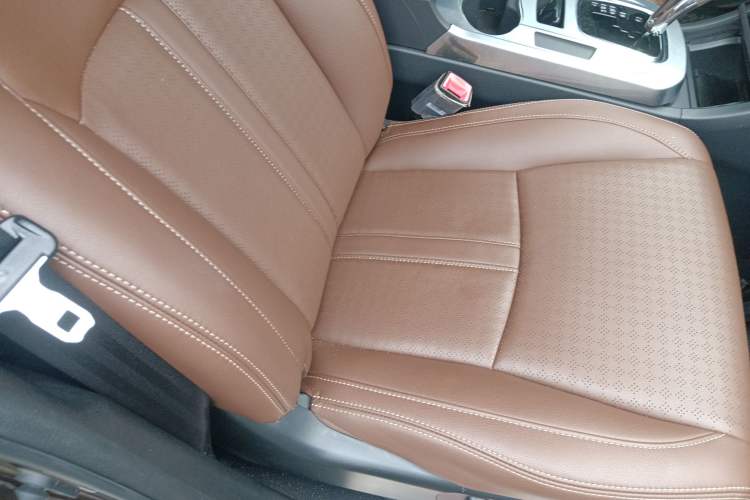 Used BYD S7 2016 2.0T Automatic Prestige Edition
