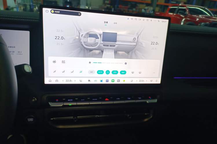 Used Tank 300 2025 2.4T Diesel Version Audio And AC Panel