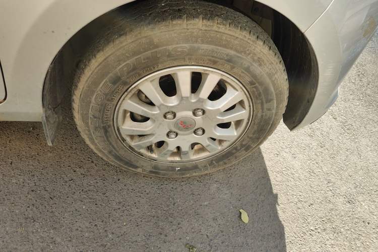 Used Wuling Rongguang V 2018 1.5L Standard Version
