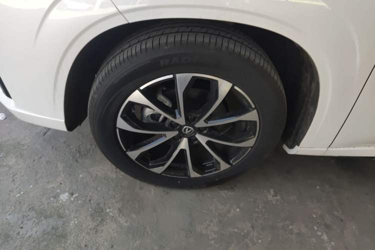 Used Changan UNI-Z New Energy 2024 Blue Whale Smart Electric iDD 125km Beyond Edition
