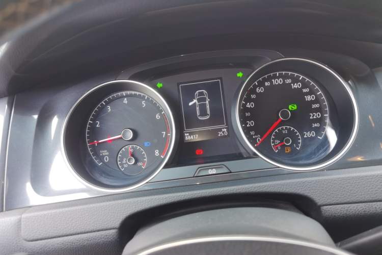 Used Volkswagen Golf 2017 230TSI Automatic Comfort Edition – Celebrating Milestone of One Million Units
