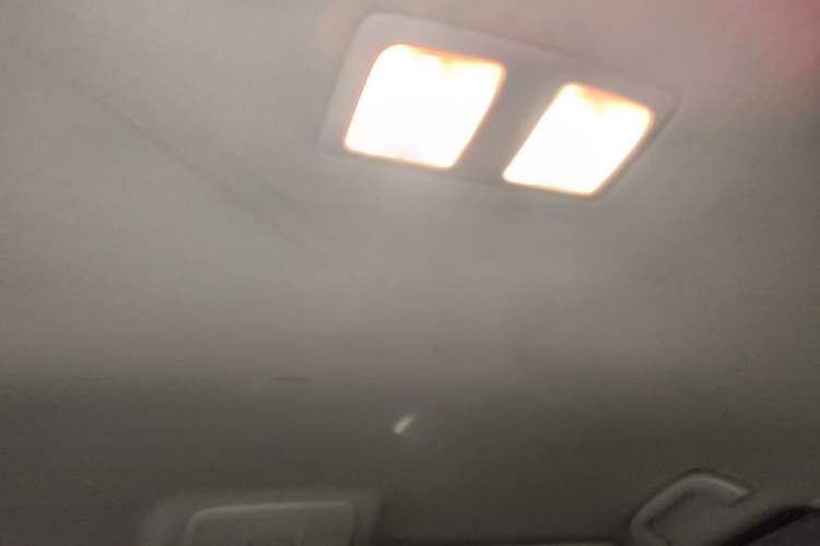 Used Mazda 3 Axela 2016 Sedan 1.5L Automatic Comfort Model Headliner