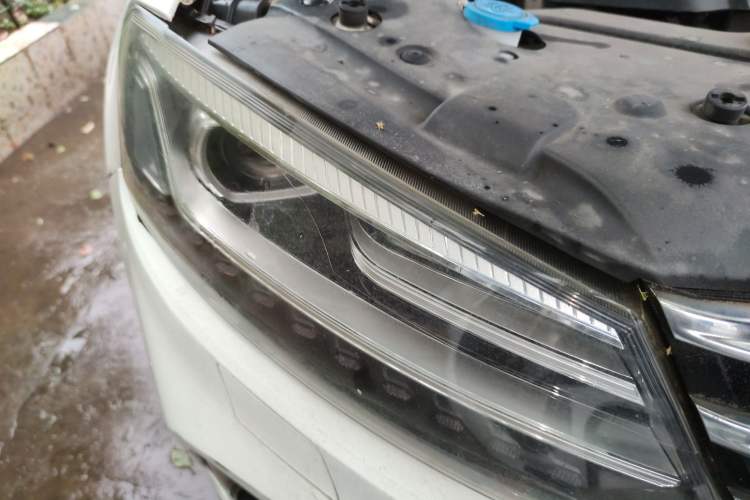 Used Zotye T600 Coupe 2017 1.5T Automatic Luxury Model Right Front Headlight