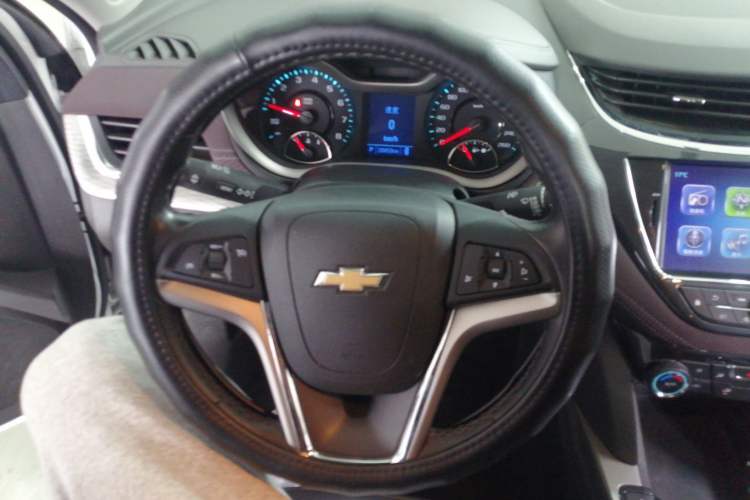 Used Chevrolet Malibu 2018 530T Automatic Luxury Edition Steering Wheel