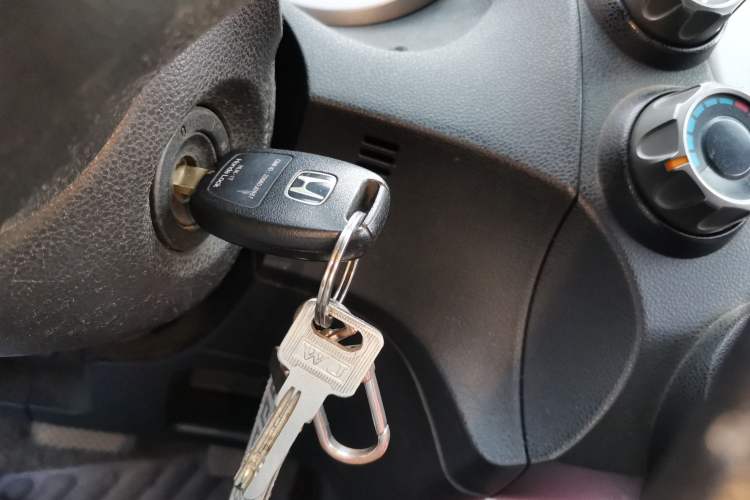 Used Honda Fit 2011 1.3L automatic comfort version Vehicle Key