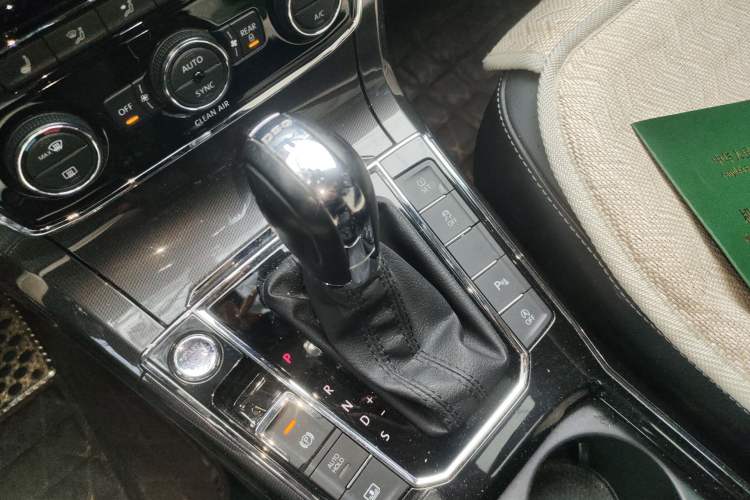 Used Volkswagen Passat 2016 330TSI DSG Prestige Edition