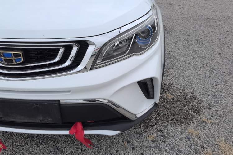 Used Geely Auto Vision X3 2017 1.5L Automatic Elite Model Left Front Headlight