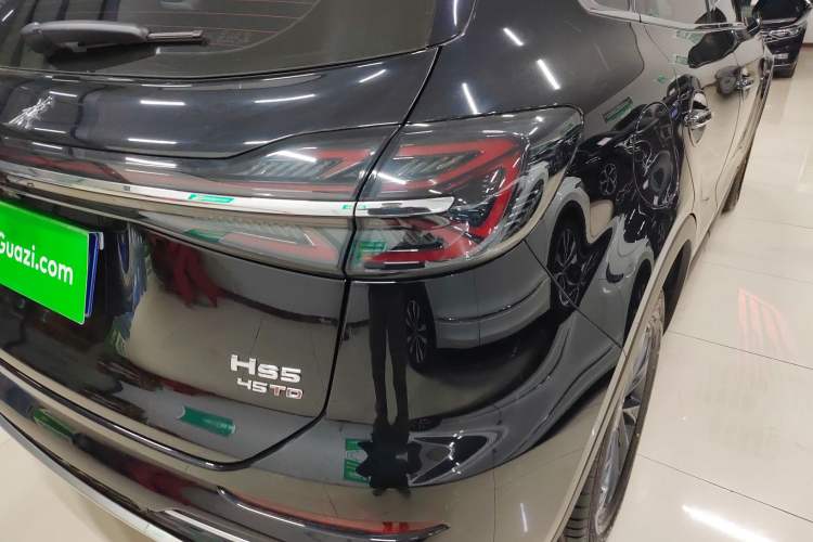 Used Hongqi HS5 2025 2.0T Two-Wheel Drive Flagship Pro Edition