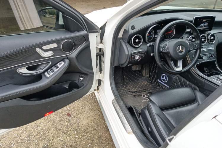 Used Mercedes-Benz C-Class 2017 Facelift C 200 L Sport Edition