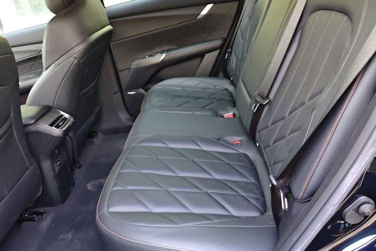 Used Changan CS75 PLUS 2025 4th Generation UItra 2.0T New Blue Whale Smart Intelligent Powertrain Version