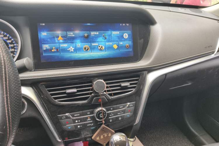 Used Venucia T90 2018 2.0L CVT Smart Connect Luxury Edition China V Standard