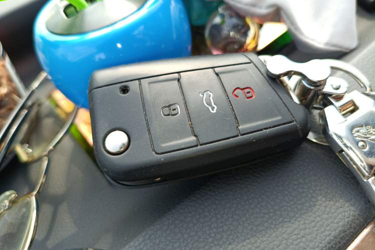 Used Volkswagen Tharu 2019 280TSI Two-Wheel Drive Luxury Version China VI Standard
