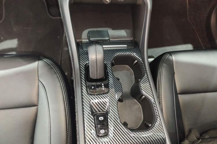 Used Volvo XC40 2020 T3 Smart & Stylish Edition Gear Lever