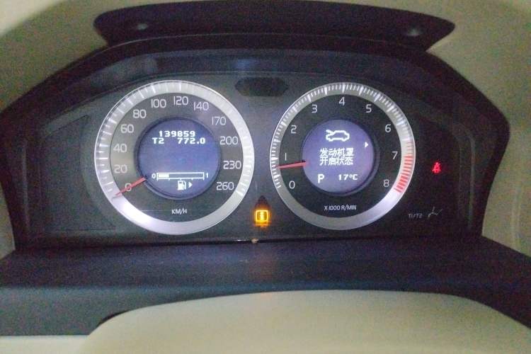 Used Volvo S80L 2010 2.5T ZhiZun Edition Instrument Cluster