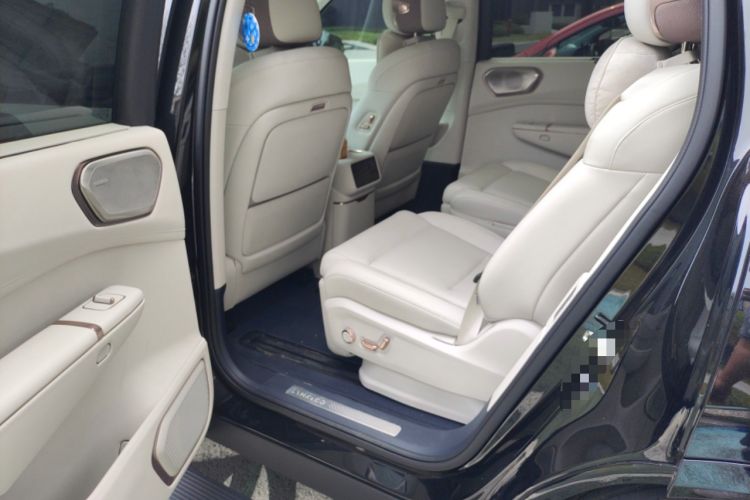 Used Lynk & Co 900 2025 2.0T Ultra
