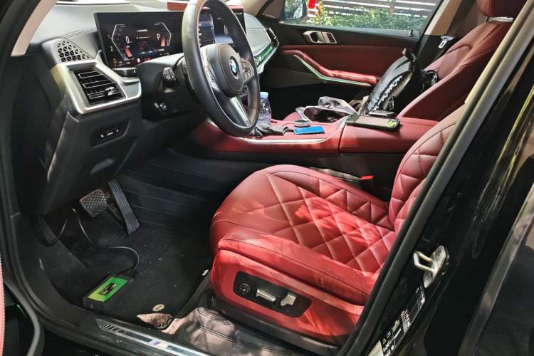 Used BMW X5 2023 xDrive 30Li Luxury M Sport Night Edition Package
