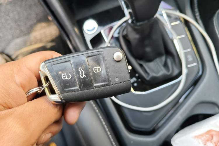 Used Volkswagen Tiguan L 2017 330TSI Automatic Two-Wheel Drive Luxury Edition
