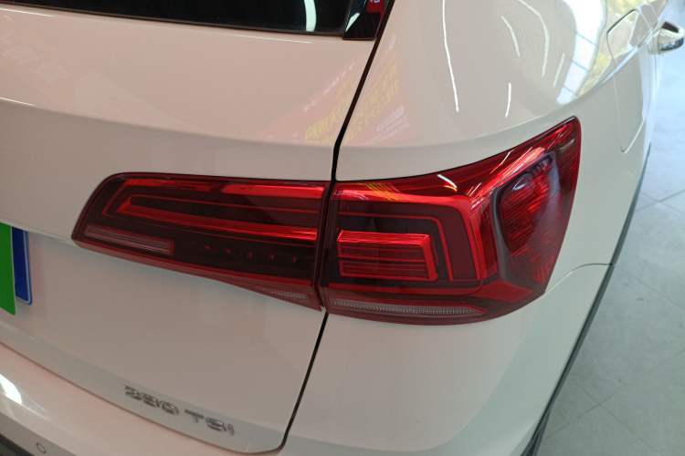 Used Volkswagen Tharu 2022 280TSI Two-Wheel-Drive Luxury Edition