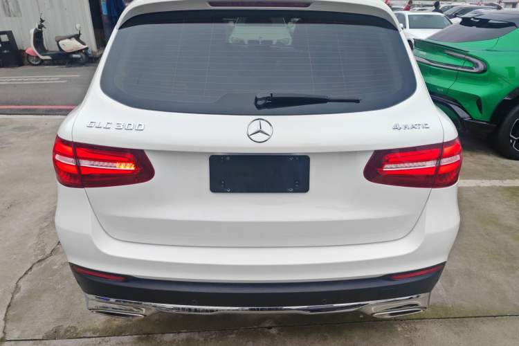 Used Mercedes-Benz GLC 2016 GLC 300 4MATIC Dynamic Model Rear