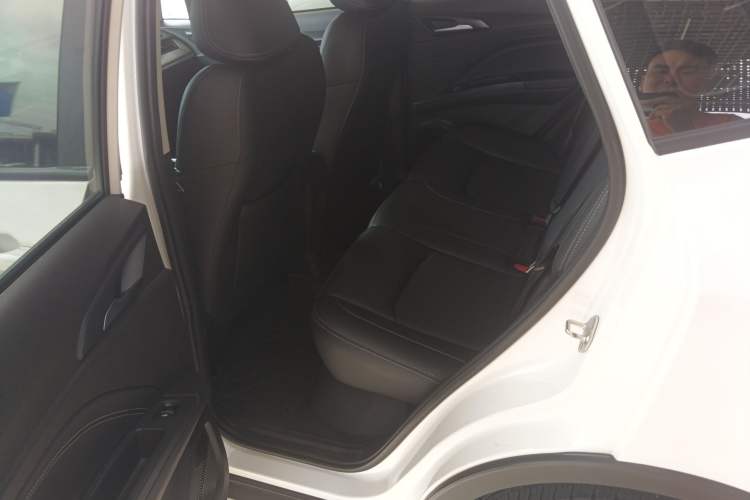 Used NETA V 2022 Chao 400 Left Rear Seat