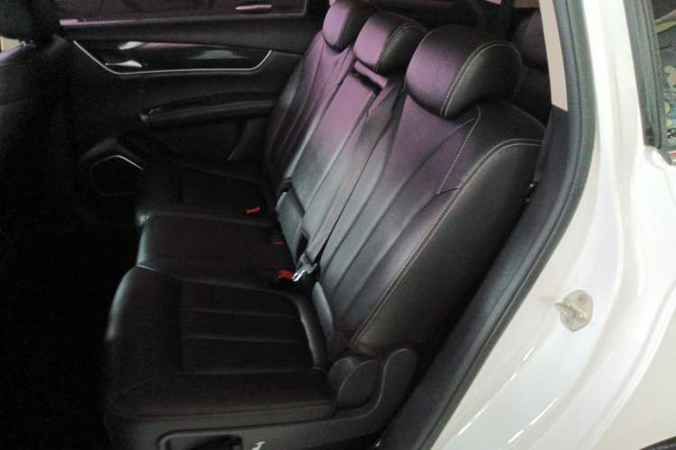 Used BYD Song MAX 2017 1.5T Manual Smart Connect Luxury 7-Seater