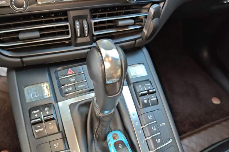 Used Porsche Macan 2018 Macan 2.0T