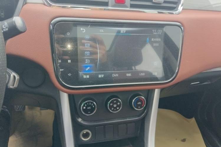 Used HYOSOW S3 2016 S3L 1.5L Manual Premium Edition Audio And AC Panel