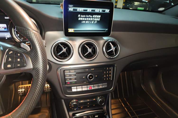 Used Mercedes-Benz CLA 2017 CLA 220 4MATIC Audio And AC Panel