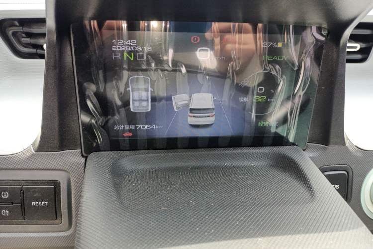 Used Wuling Hongguang MINIEV 2021 Macaron Fashion Model Lithium Iron Phosphate