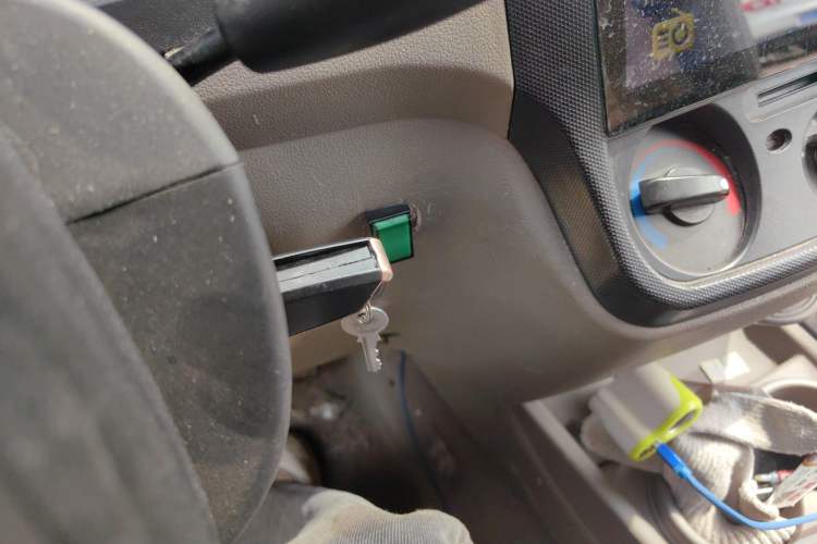 Used Wuling Hongguang 2010 1.2L Standard Version China IV Vehicle Key