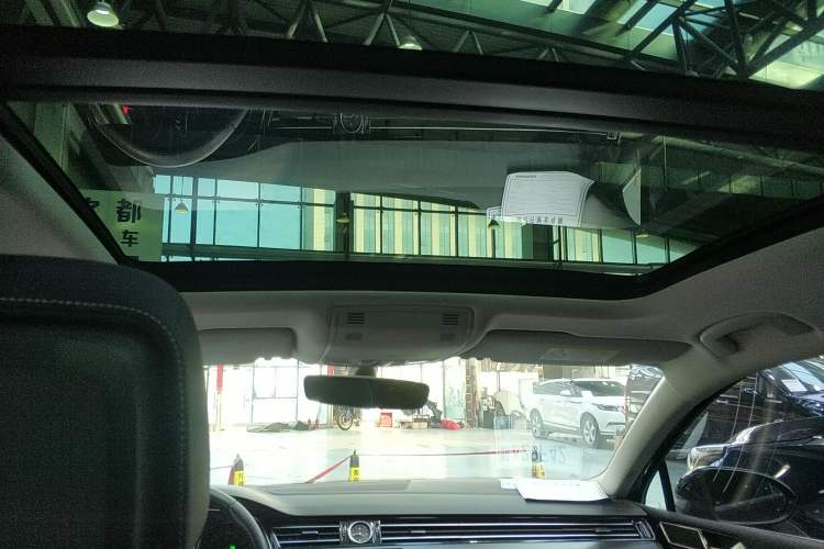 Used Volkswagen Magotan 2020 330TSI DSG Leading Model
