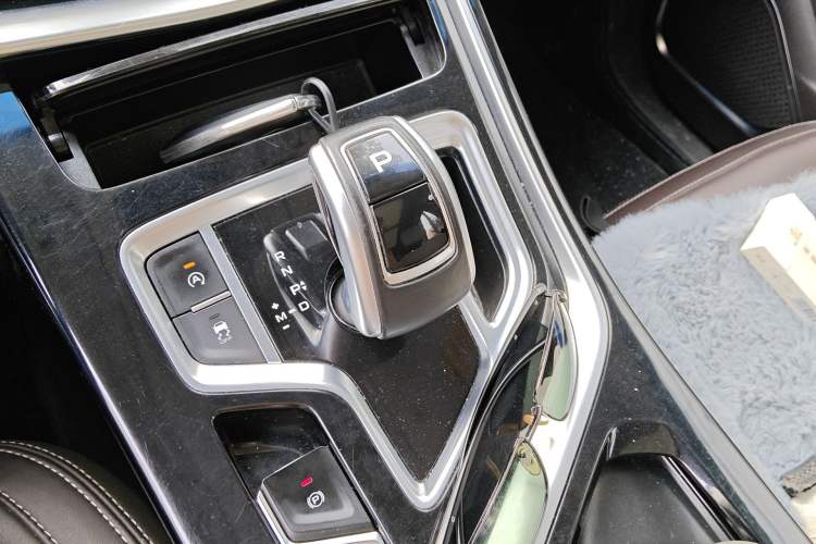 Used Geely Auto Jiajie 2019 1.5TD MHEV DCT Luxury Edition Gear Lever