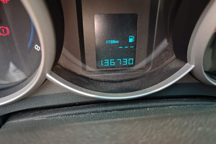 Used Chevrolet Cruze 2012 1.6L SE MT
