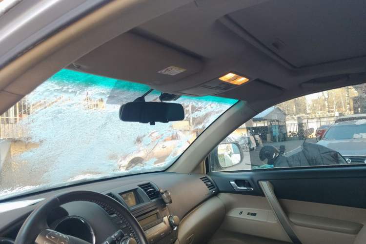 Used Toyota Highlander 2009 2.7L Two-Wheel Drive 7-Seater Luxury Edition