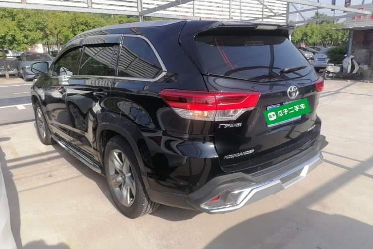 Used Toyota Highlander 2018 2.0T Four-Wheel Drive Luxury Version 7 Seats China VI Standard Rear Left 45 Deg