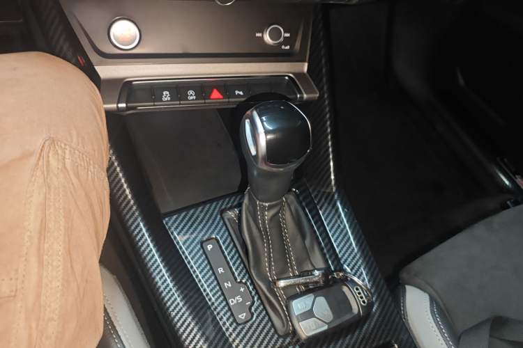 Used Audi Q3 2021 35 TFSI Progressive Dynamic Edition Gear Lever
